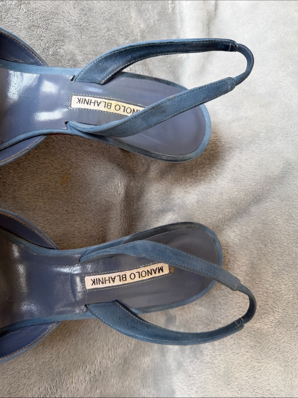 Manolo Blahnik Maysli Powder Blue Suede Pointed Slingback Pumps with Buckle - Picture 3 of 6